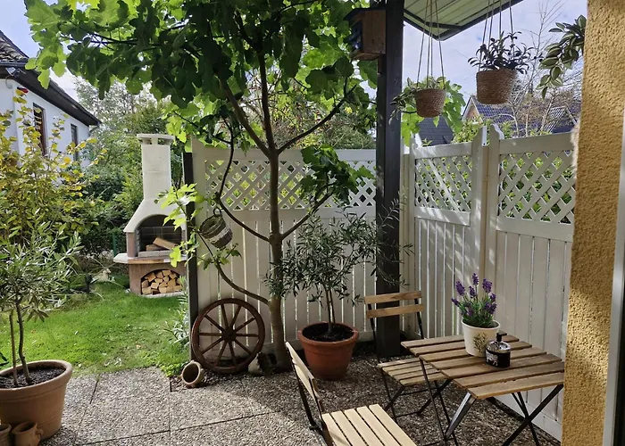 Casa Nella - Komfortables Einzelhaus Mit Garten Halstenbek